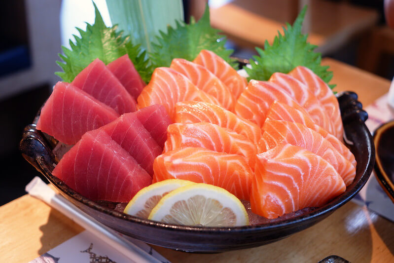 popular japanese food sashimi: slices of raw salmon and tuna